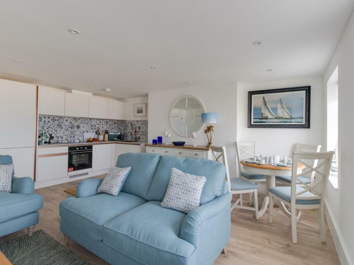 Apartment 5 The Beaches Weymouth